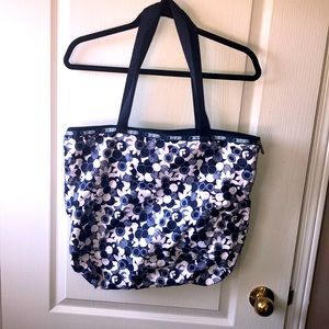 Le Sportsac Bag